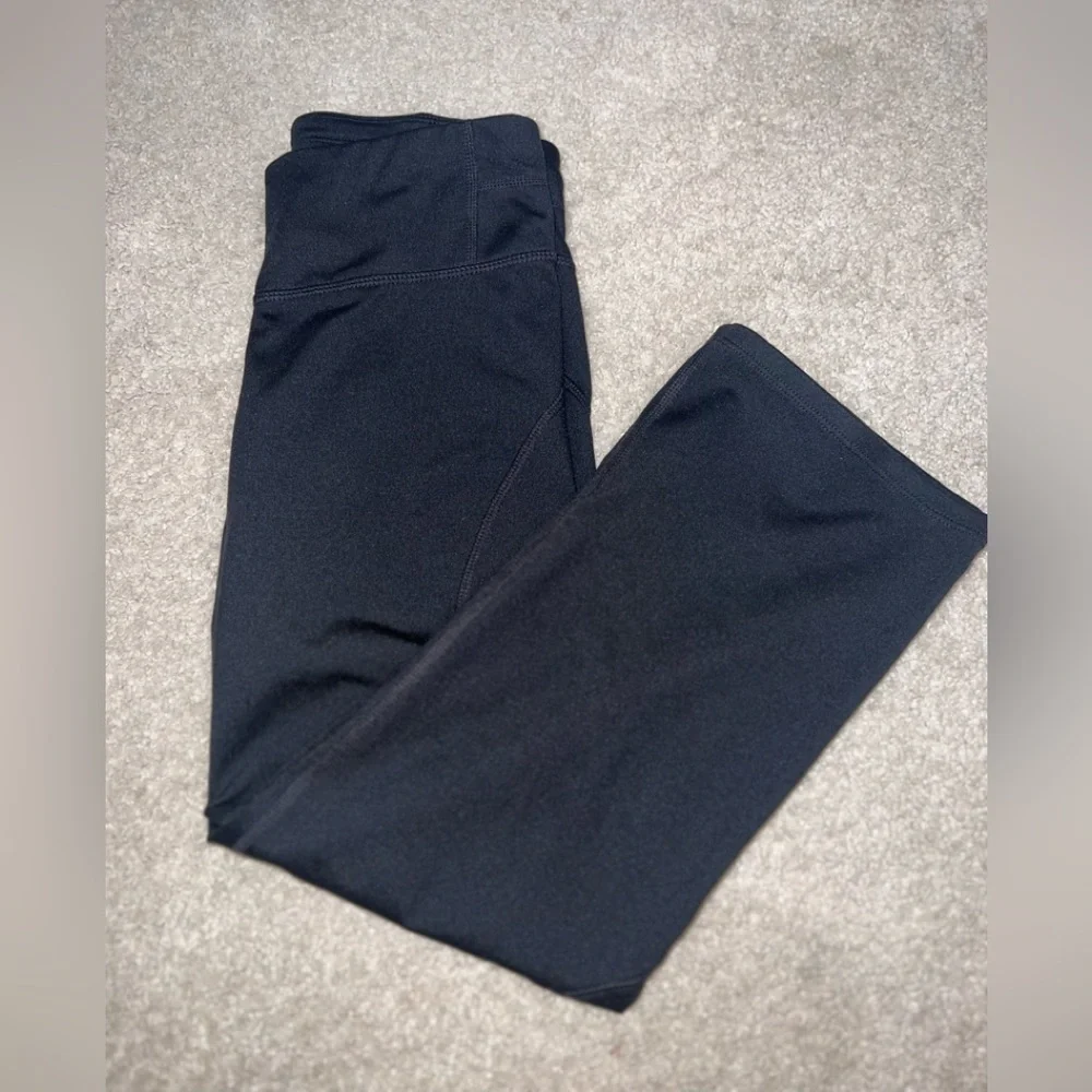 ATHLETA Transcend Stash Straight Leg Pant - Picture 9 of 10